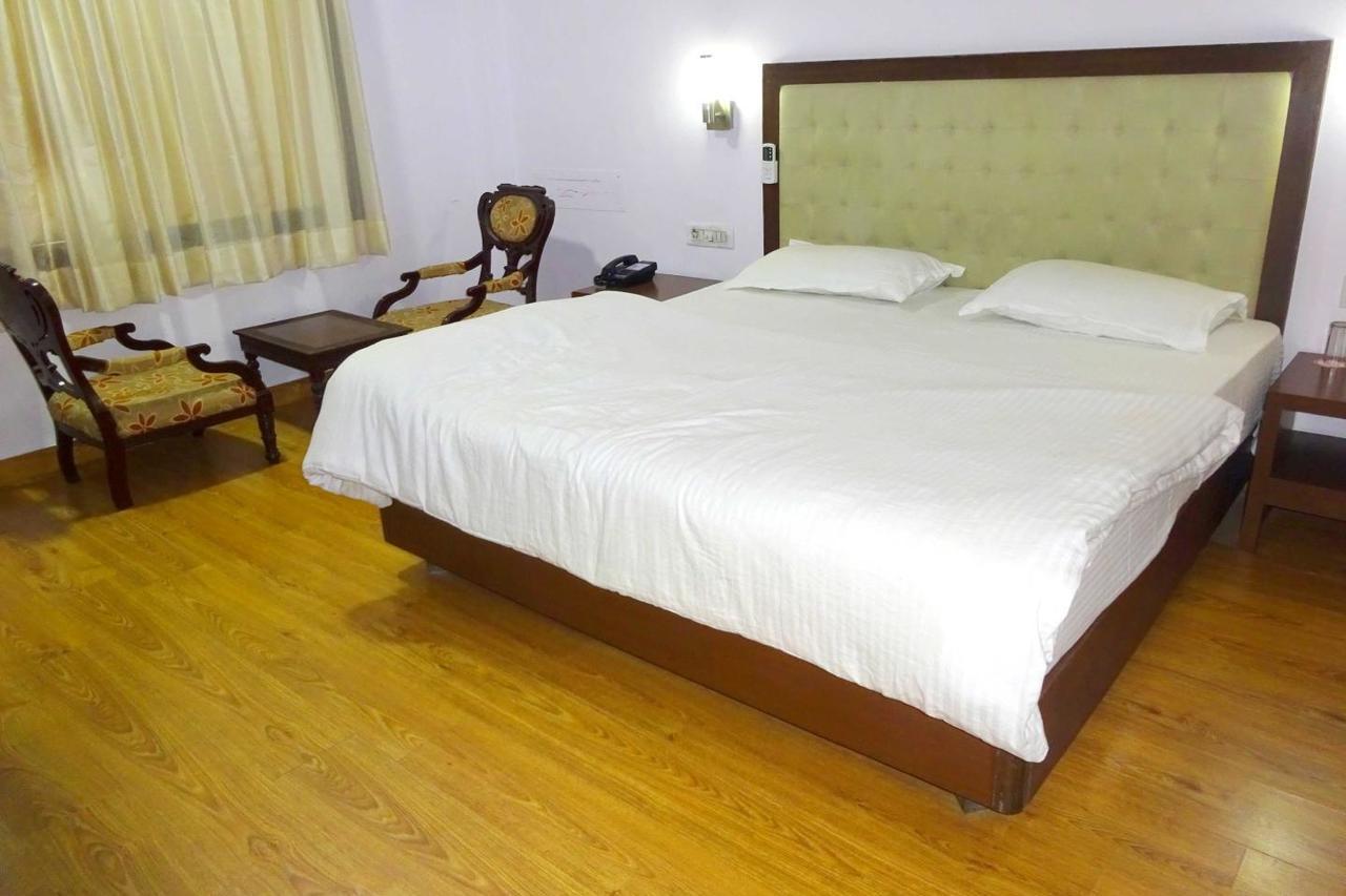 Hotel Utsav Натхдвара Экстерьер фото